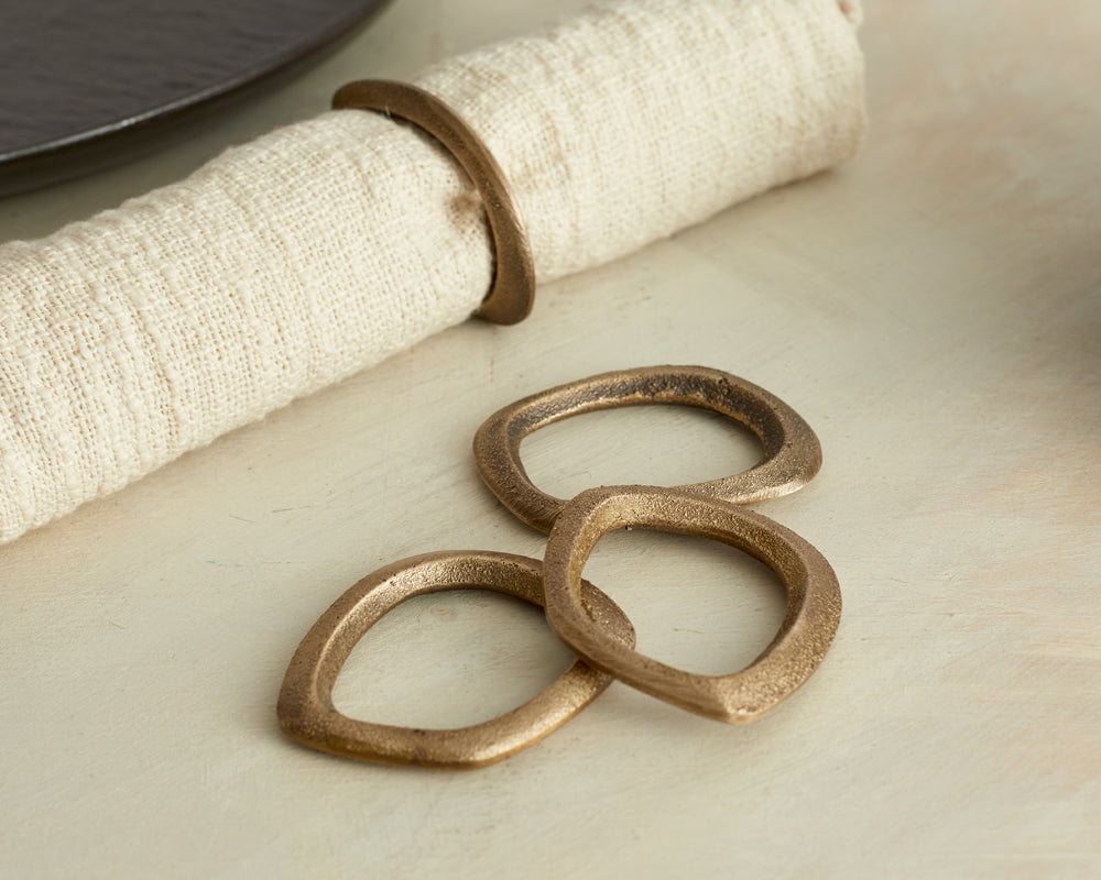Moss Brass Napkin Rings - Set of 4 Gold Irregular Shape Table Decor