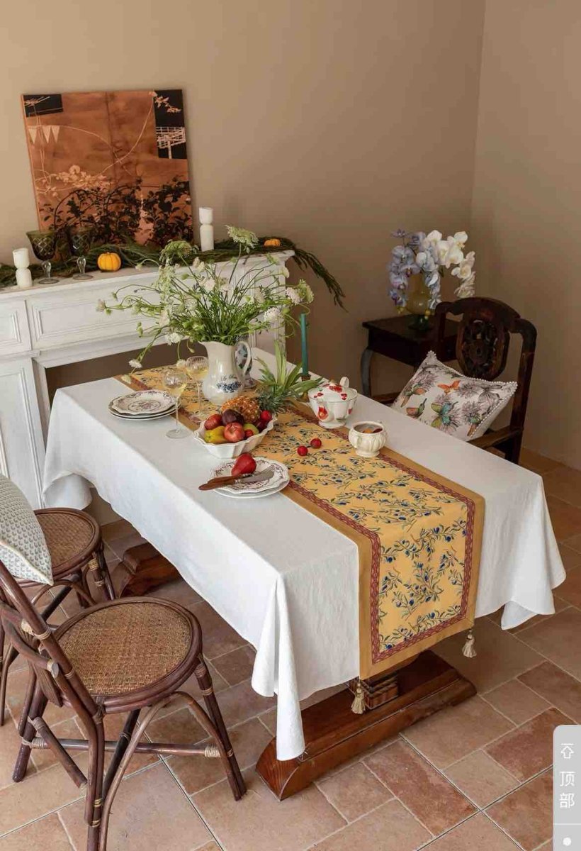 Italian Floral Decorative Table Runner for Elegant Table